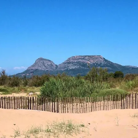 Medes Park Ii 4-3 Apartment